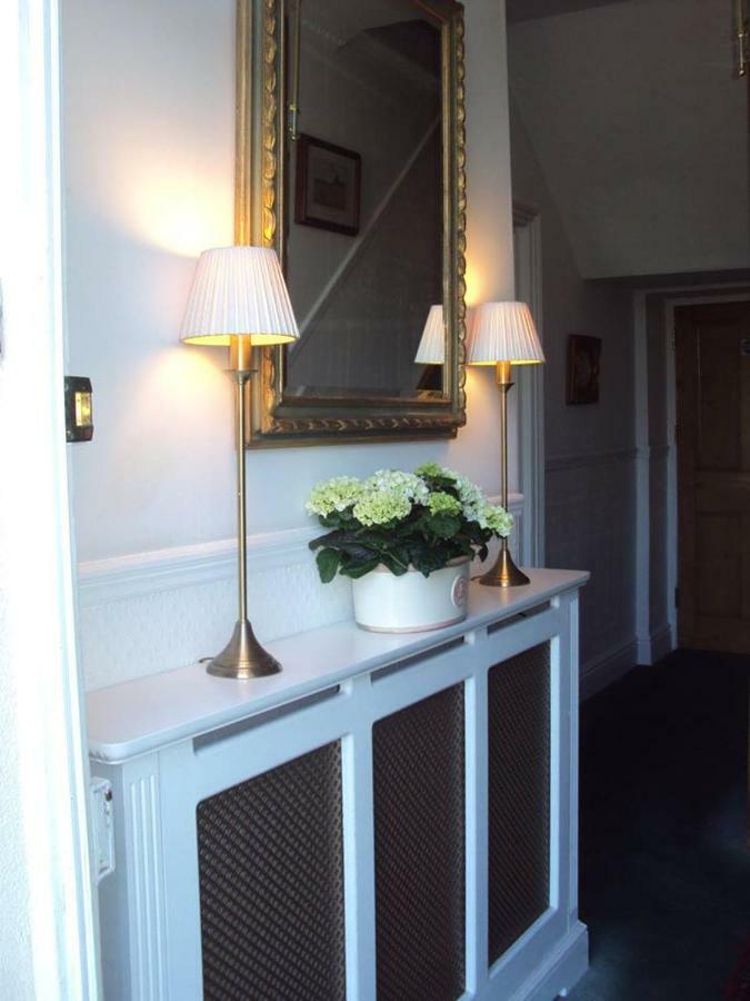 Bed and Breakfast Woodlands Лоо Екстер'єр фото